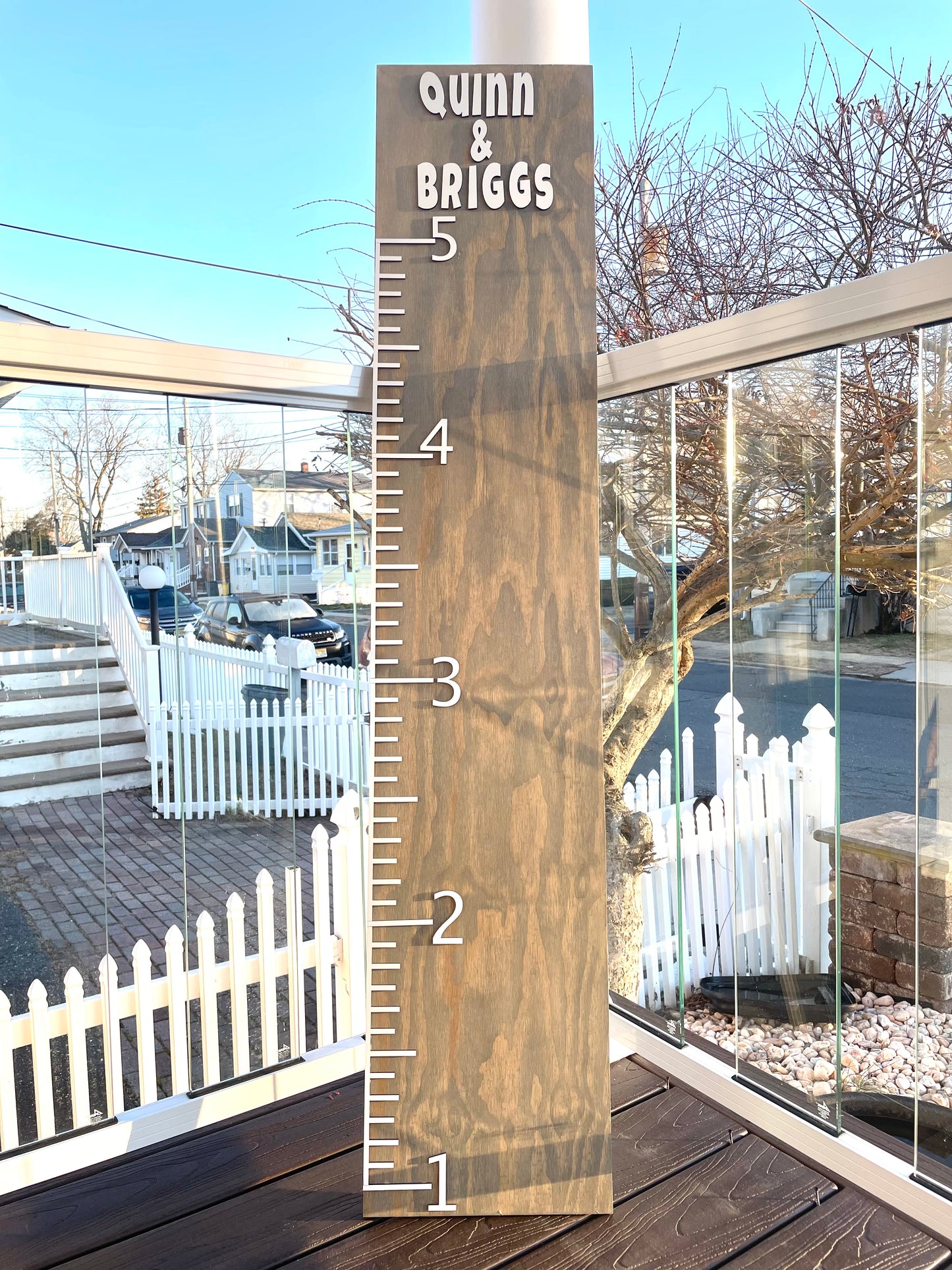 GROWTH CHART signage