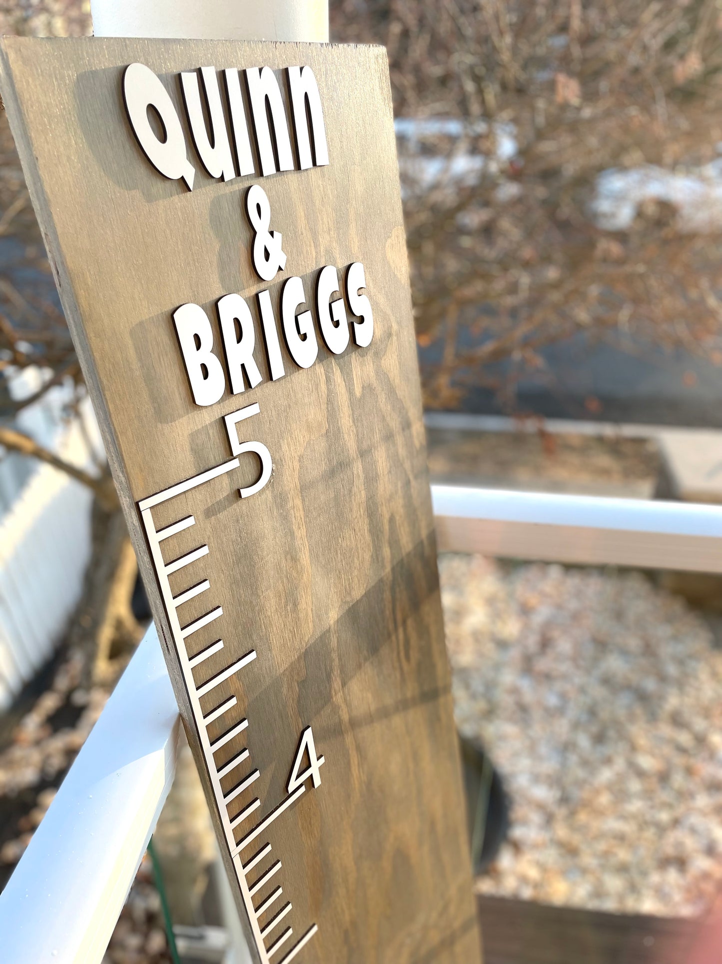 GROWTH CHART signage